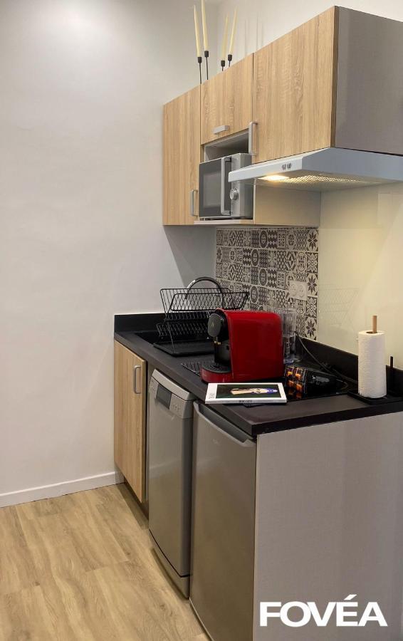Athena Apartment Caen Bagian luar foto